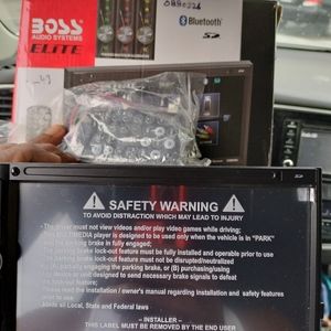 Boss radio brand new with radio..